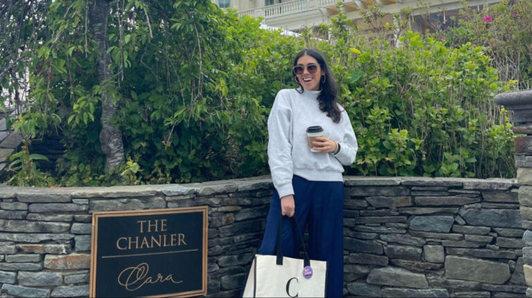 Author Claudicet enjoying a coffee at The Chanler at Cliff Walk