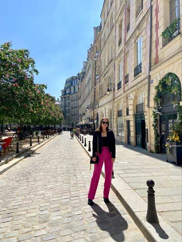 Brooke Horrobin posing for a photo in Paris, France