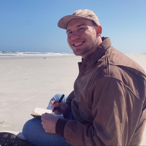 Ethan Thoren, Travel Lemming writer