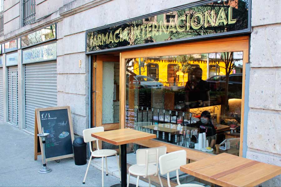 The Farmacia Internacional from the outside