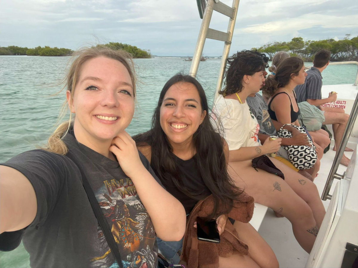 Travel Lemming writers Vanessa and Taylor taking a selfie on a La Parguera bio bay tour
