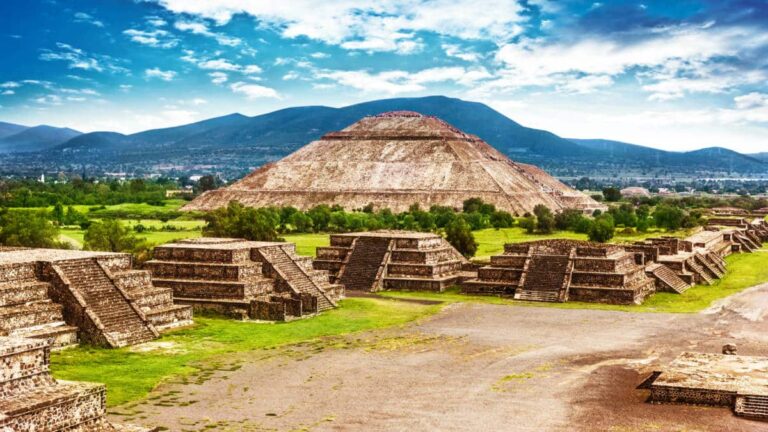 Panoramic view of the Pyramids of the Sun and Moon on the Avenue of the Dead in Teotihuacan