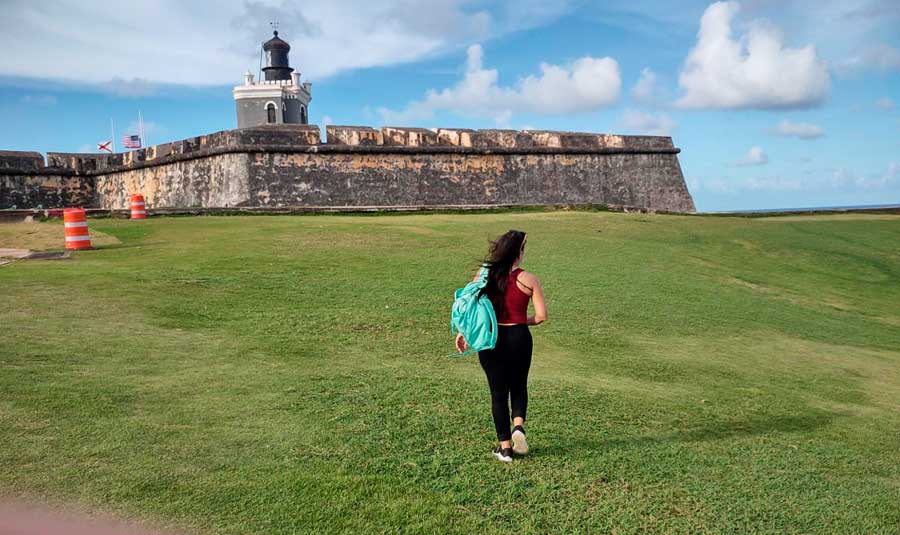 The author Vanessa Ramos in front of the historical site